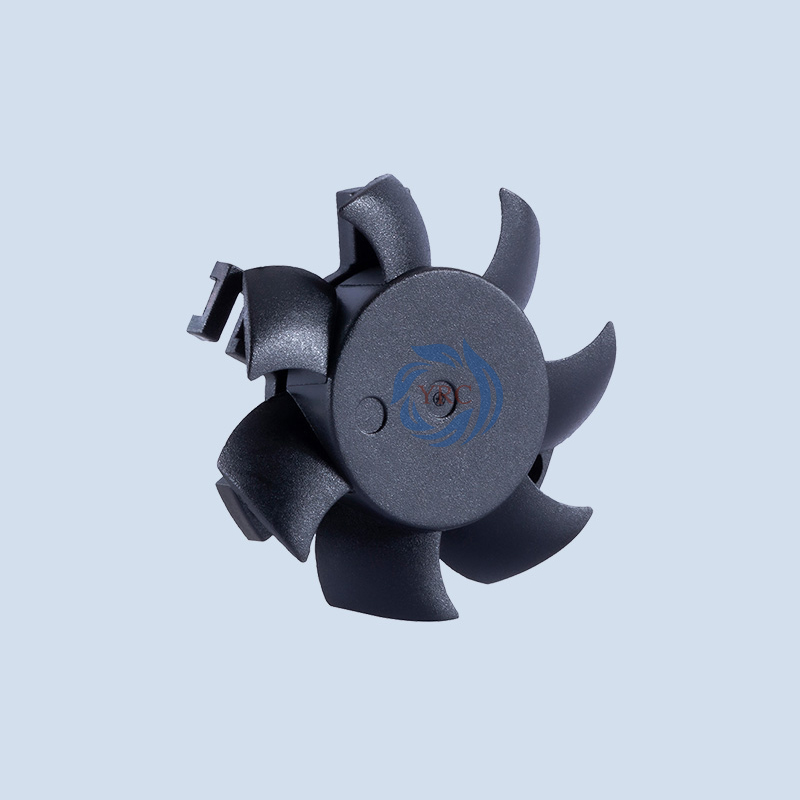 在不同尺寸和轉(zhuǎn)速下，橫流風(fēng)扇的散熱效果有何差異？